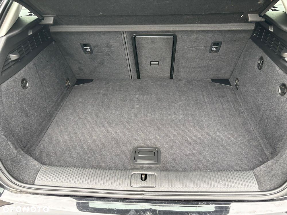 Audi A3 Sportback 2.0 TDI S tronic Ambiente - 11