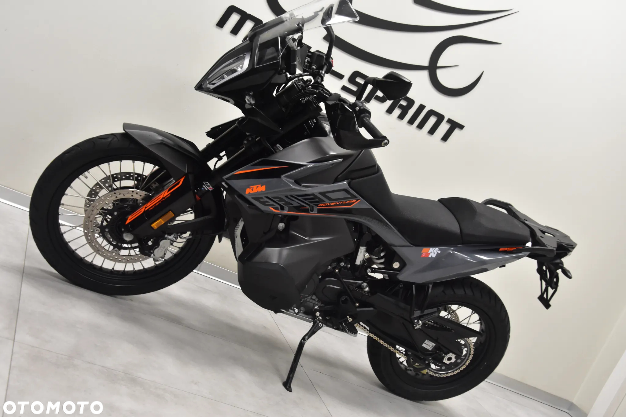 KTM Adventure - 8