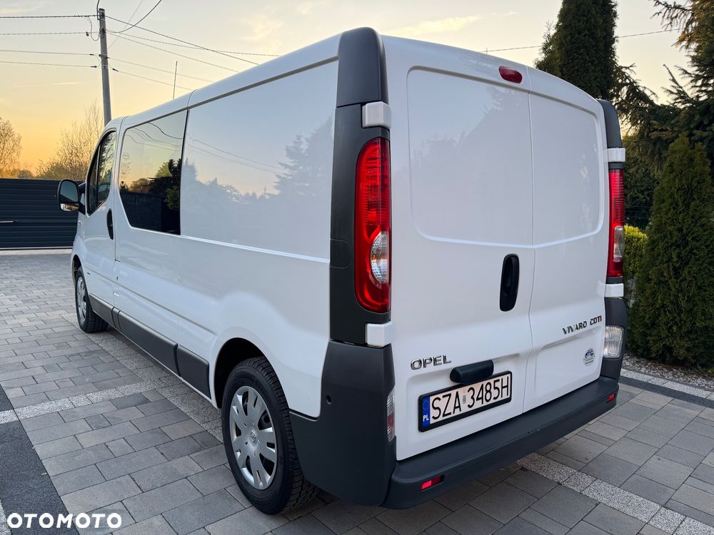 Opel Vivaro - 10