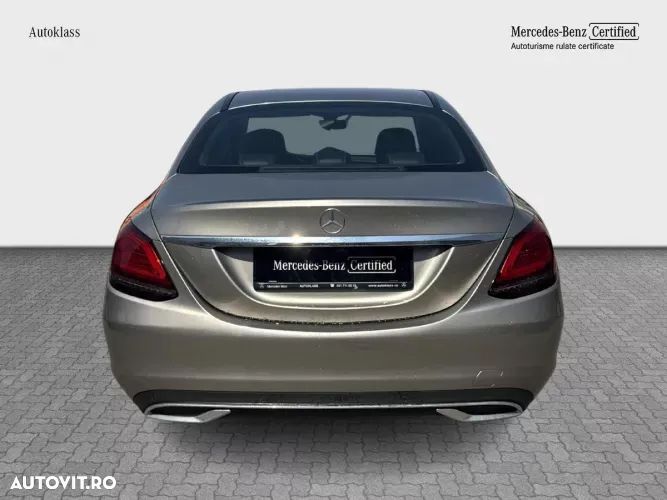 Mercedes-Benz C - 6