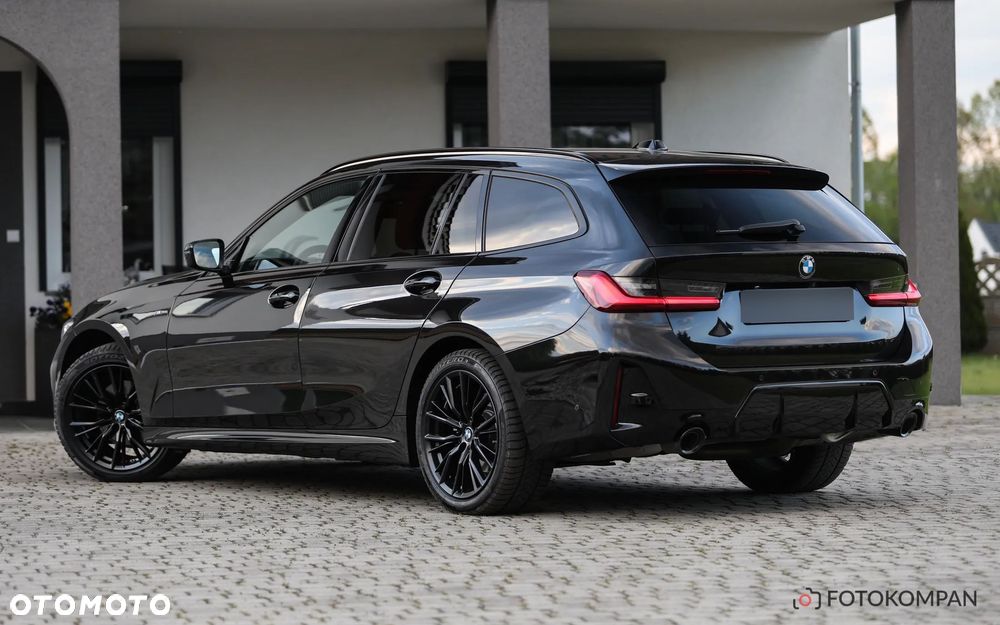 BMW Seria 3 320d xDrive M Sport Shadow sport - 4