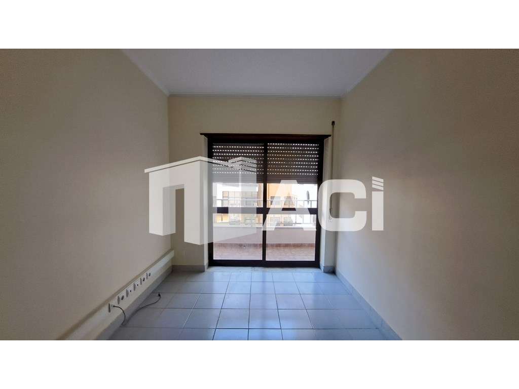 Escritório - Av. Marquês de Pombal - Grande imagem: 4/10