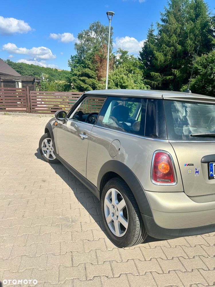 MINI ONE Standard - 3