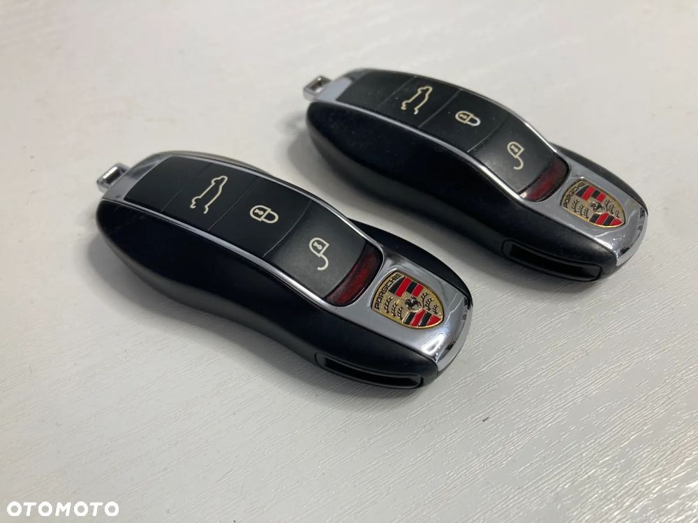 Porsche Macan - 36