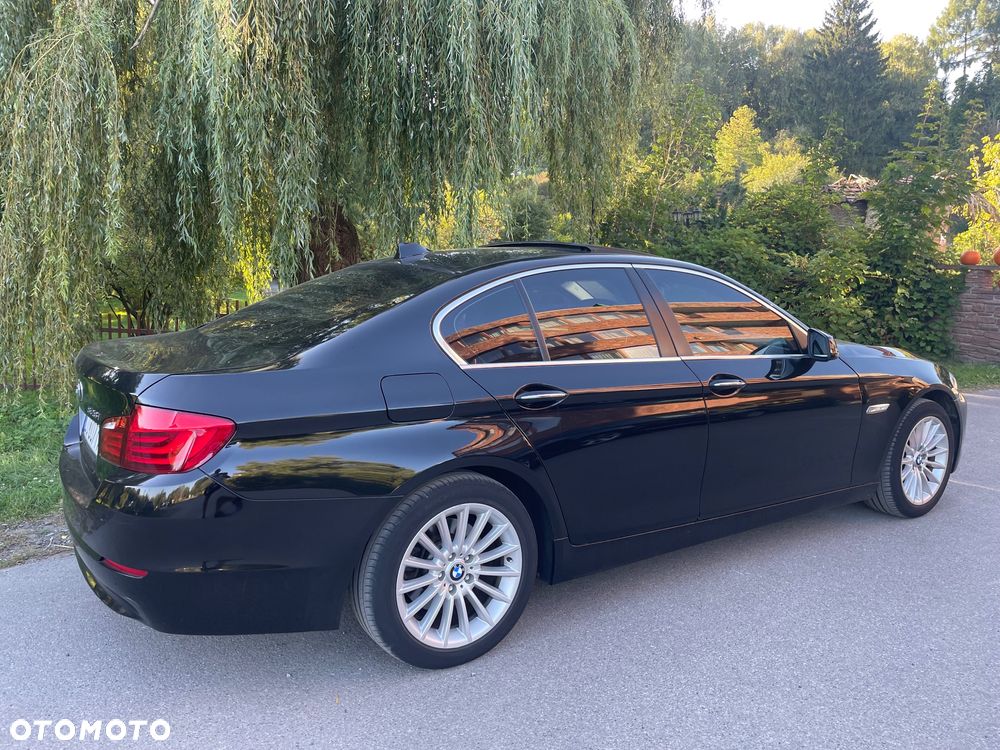BMW Seria 5 528i xDrive - 5