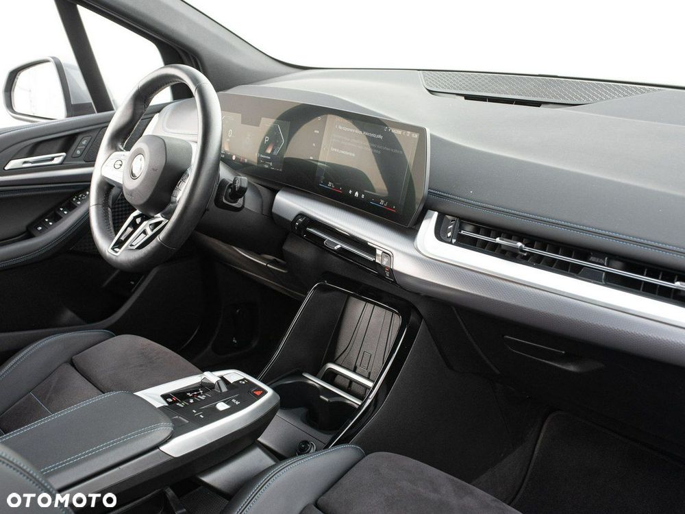 BMW Seria 2 218d M Sport sport - 33