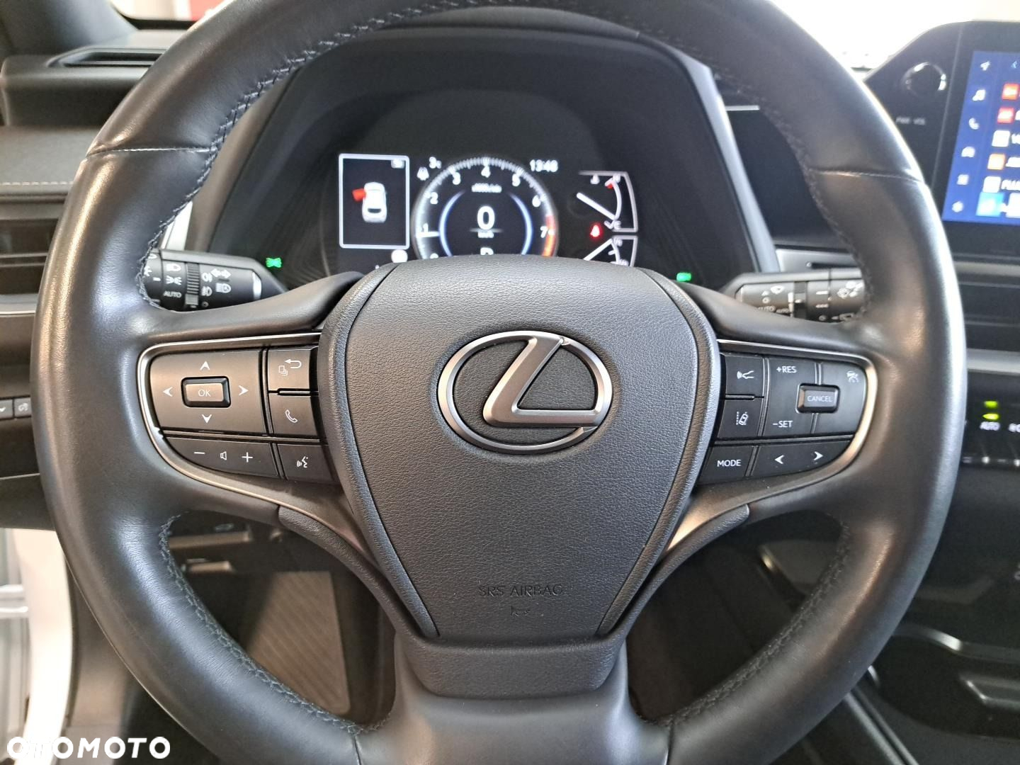 Lexus UX - 21
