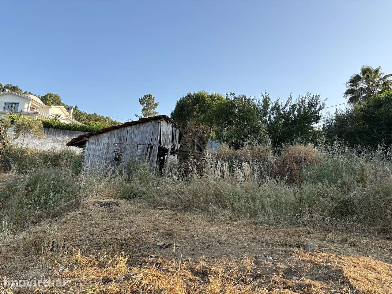 Terreno urbano com ruína para reconstrução em Donas, Fundão – 270 m² - Grande imagem: 3/7