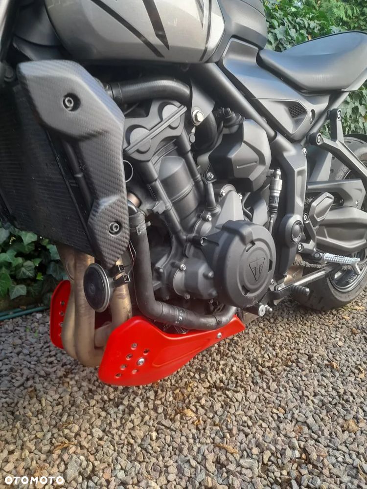 Triumph Trident - 9