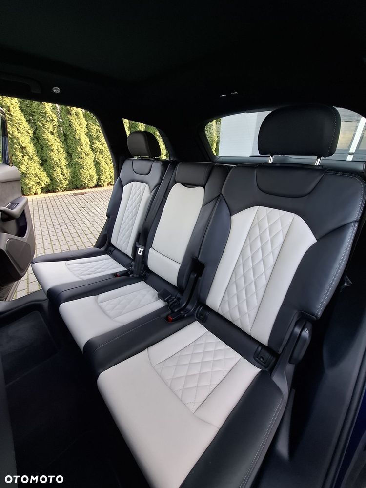 Audi SQ7 - 24