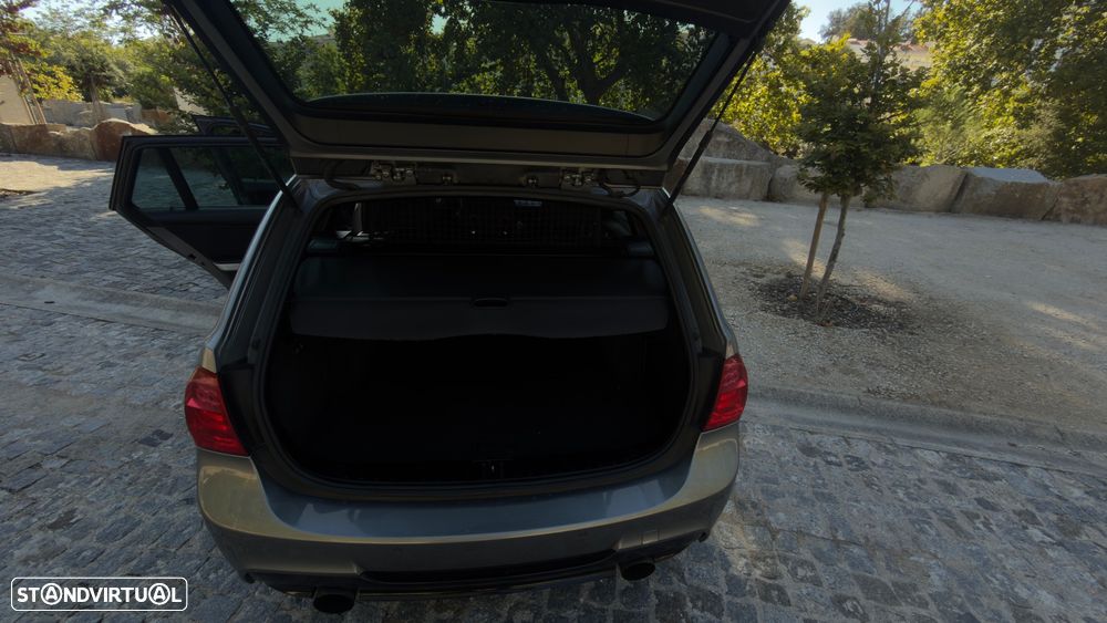 BMW 320 d Navigation - 35