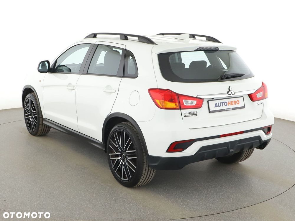 Mitsubishi ASX - 4