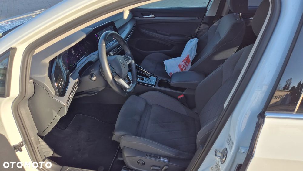 Volkswagen Golf 1.5 eTSI OPF DSG Style - 10