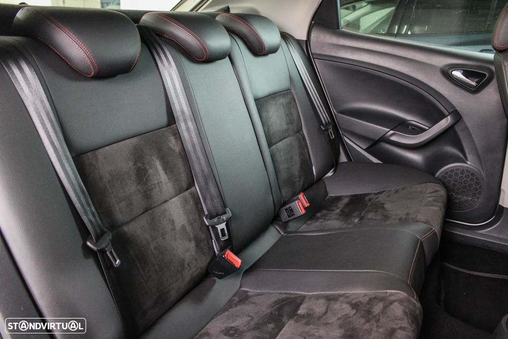 SEAT Ibiza 1.6 TDI FR - 16