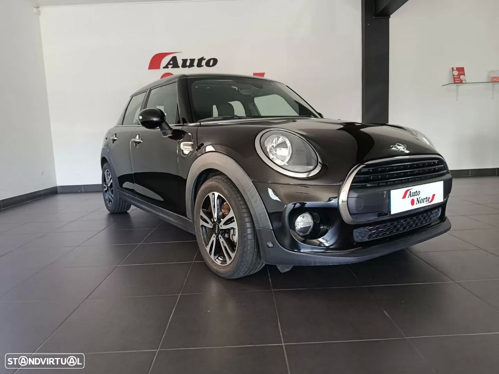 MINI 5 Portas Cooper D - 13