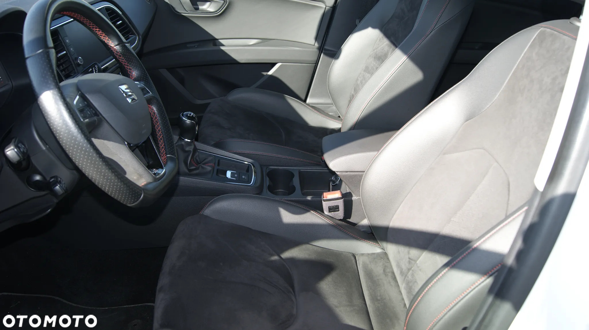 Seat Leon 2.0 TDI FR S&S - 28