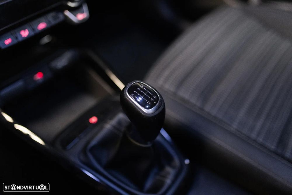 Kia Stonic 1.0 T-GDi Tech - 26