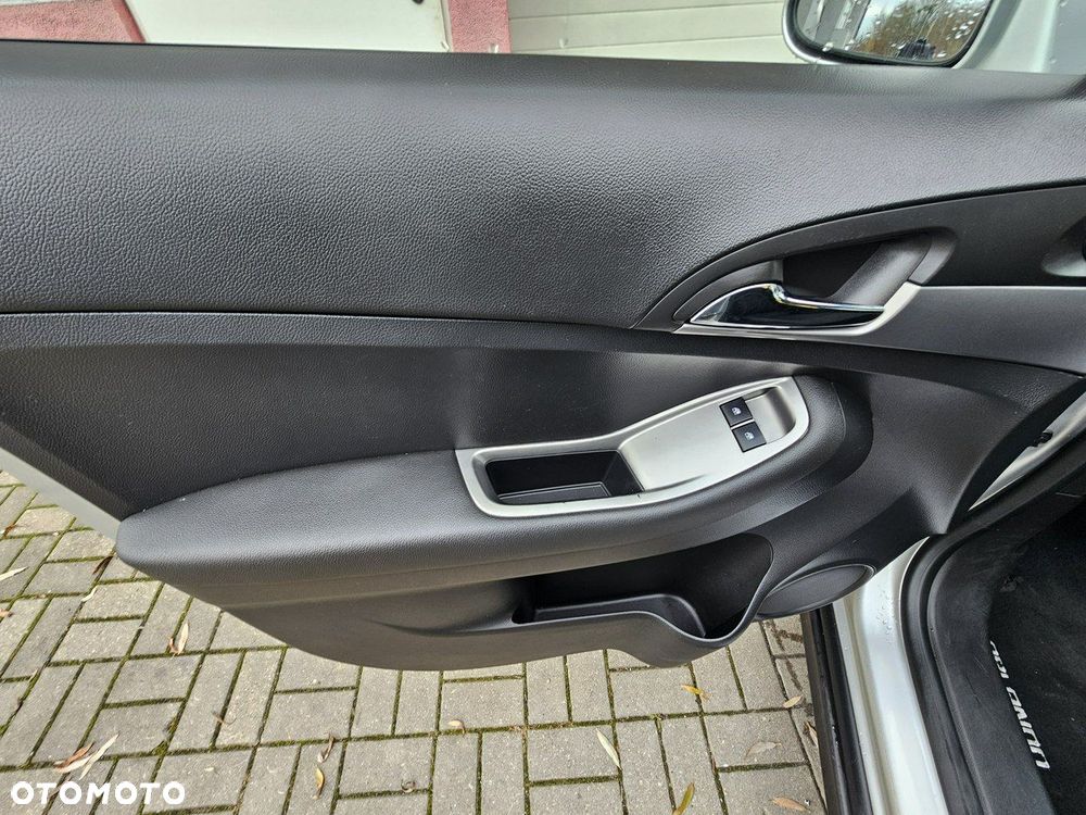 Chevrolet Orlando 1.8 LT+ - 25