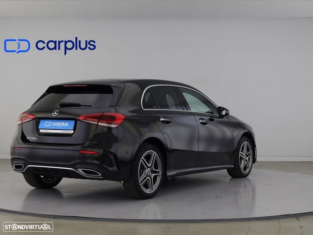 Mercedes-Benz A 250 e - 7