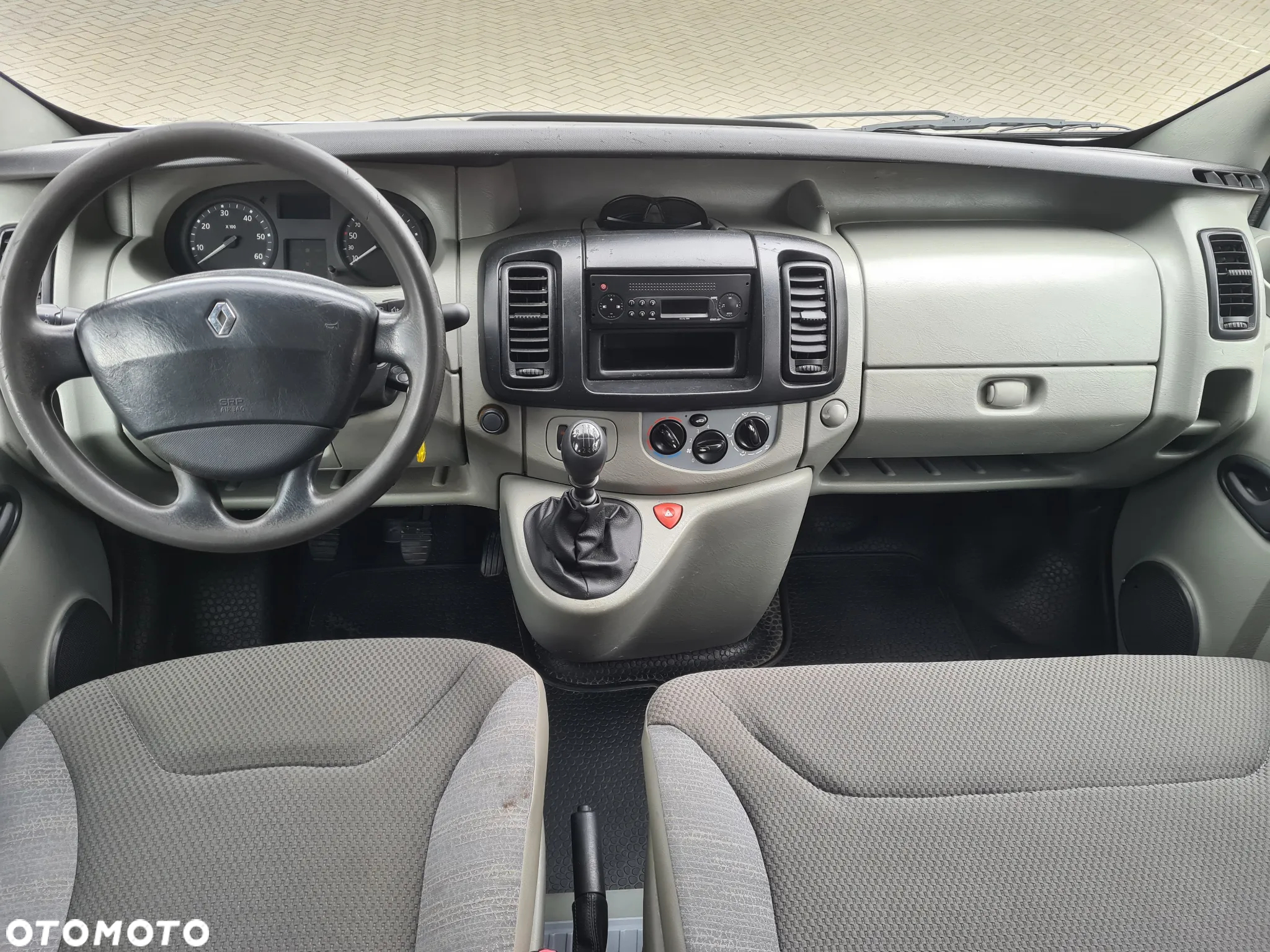 Renault Trafic - 6