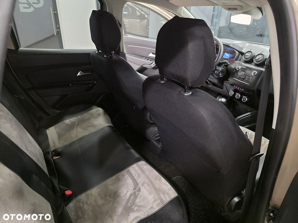 Dacia Duster 1.6 SCe Essential - 16