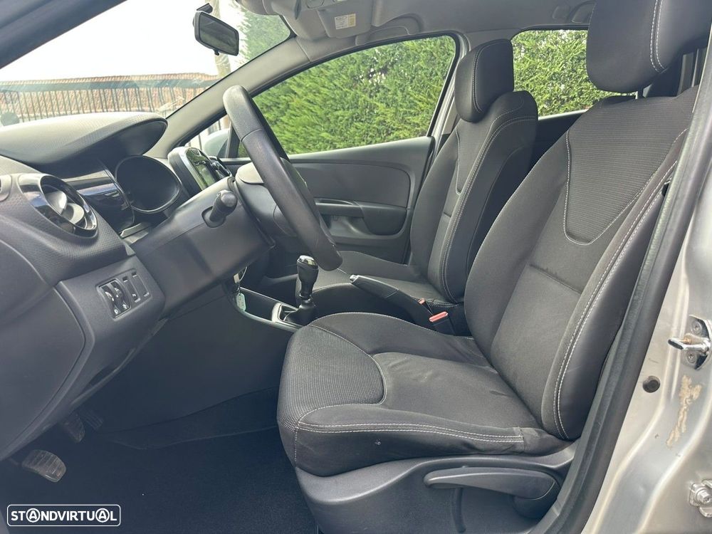 Renault Clio Sport Tourer 1.5 dCi Zen - 8