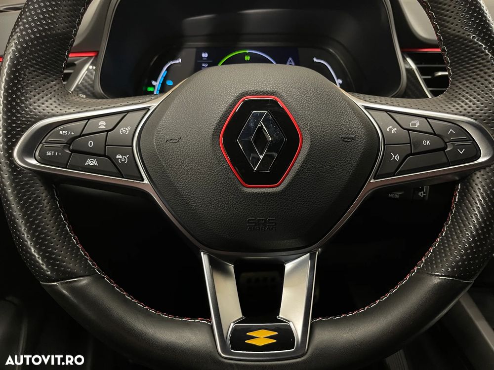 Renault Arkana E-TECH Hybrid RS Line - 24