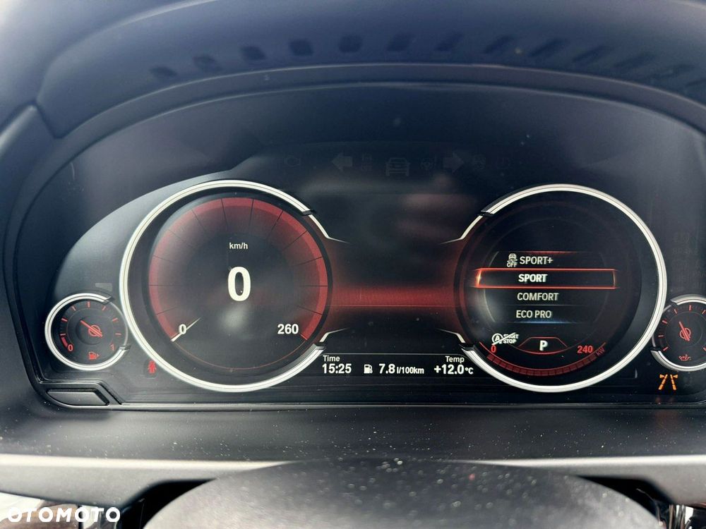 BMW X6 xDrive40d - 32