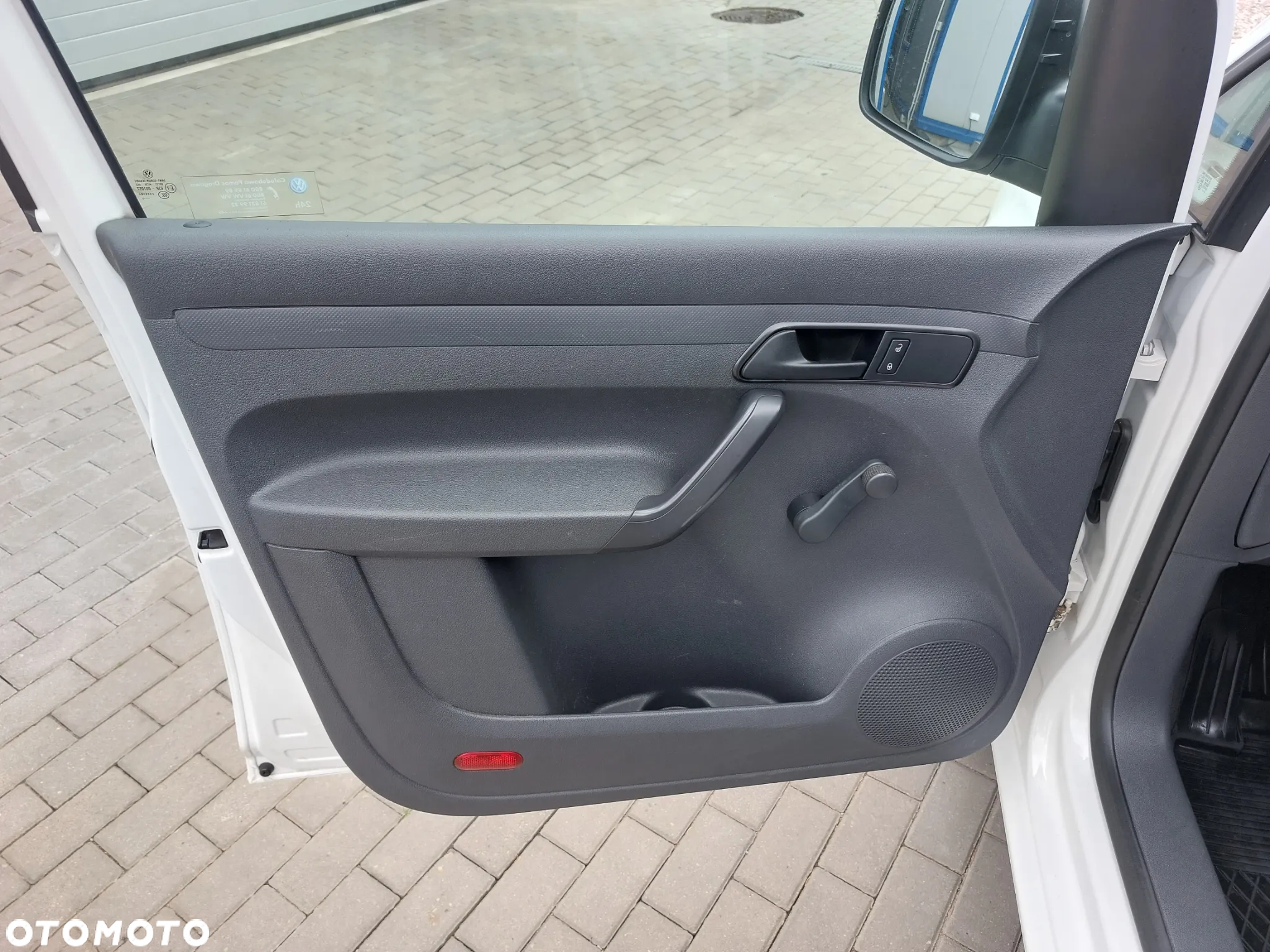 Volkswagen Caddy 1.6 TDI Comfortline - 10