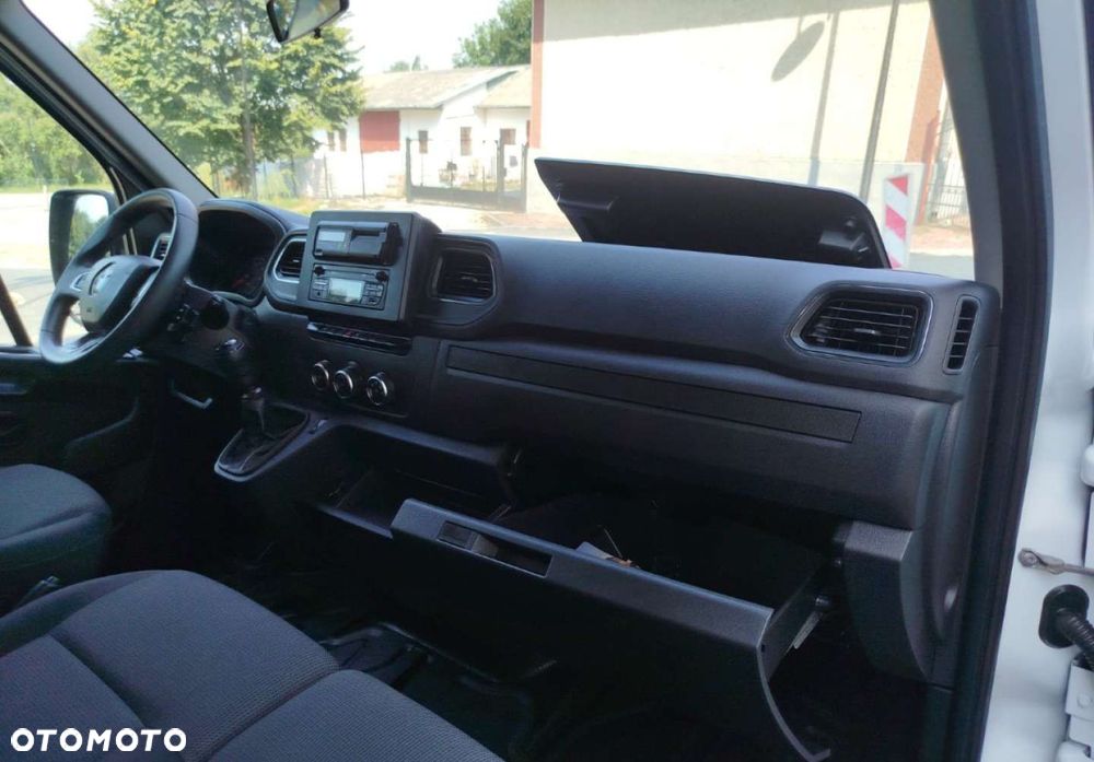 Renault Master - 25