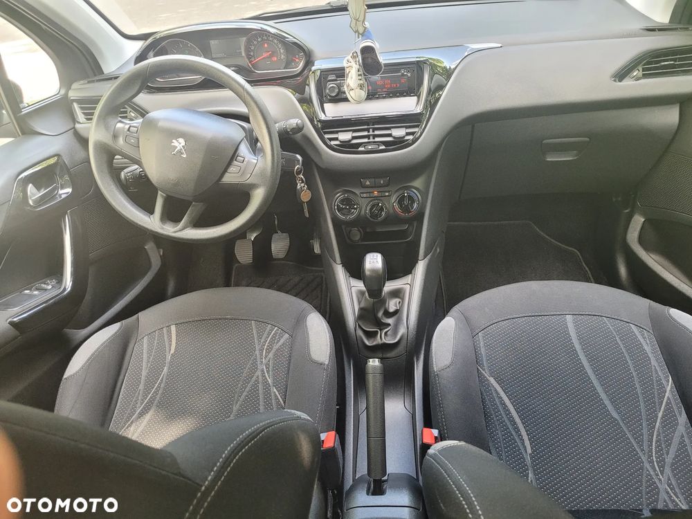 Peugeot 208 1.2 PureTech Active - 11