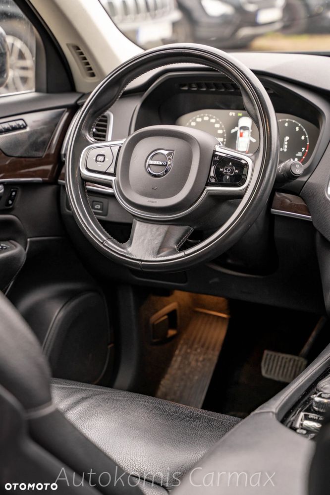 Volvo XC 90 T5 AWD Geartronic Momentum - 18