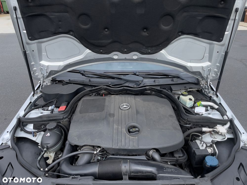 Mercedes-Benz Klasa C 220 CDI DPF Automatik BlueEFFICIENCY Avantgarde - 17