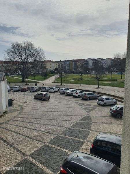 Apartamento t3 com pequeno terraço - Grande imagem: 2/5