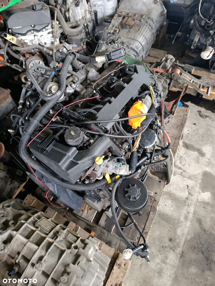 Silnik Iveco Daily 3.0 F1CE0481H Euro 4 Części Turbina Wtryski Wszystkie Części - 2