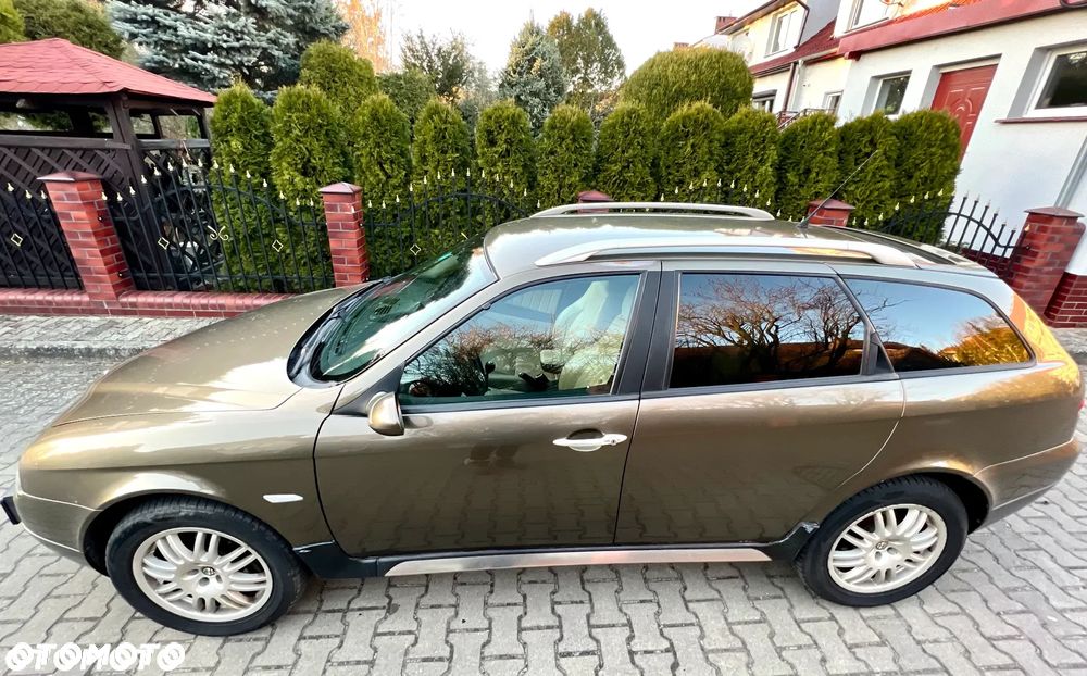 Alfa Romeo Crosswagon - 2