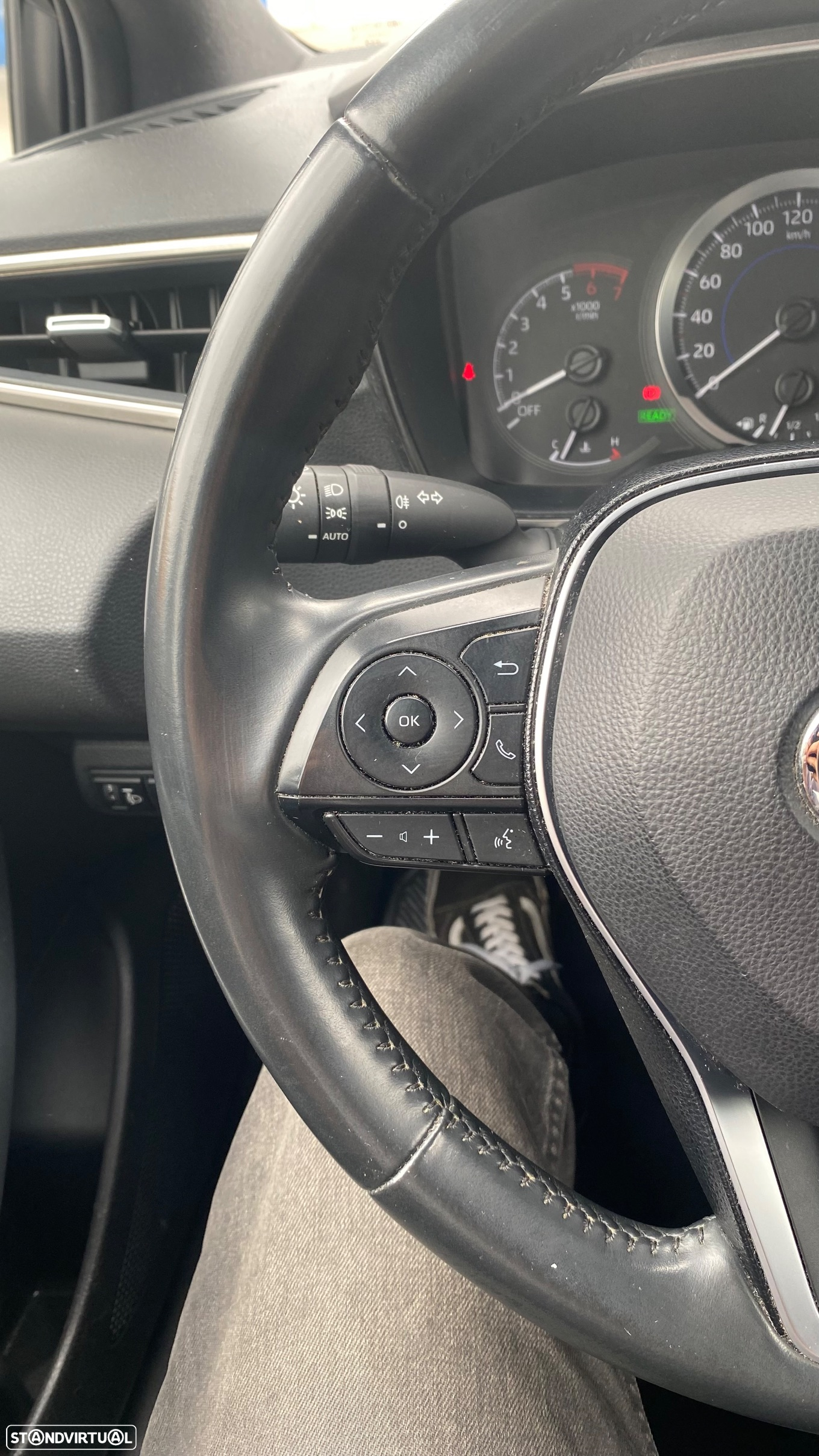 Toyota Corolla 1.8 Hybrid Comfort - 30