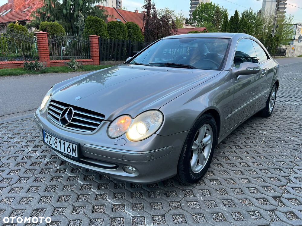 Mercedes-Benz CLK - 20