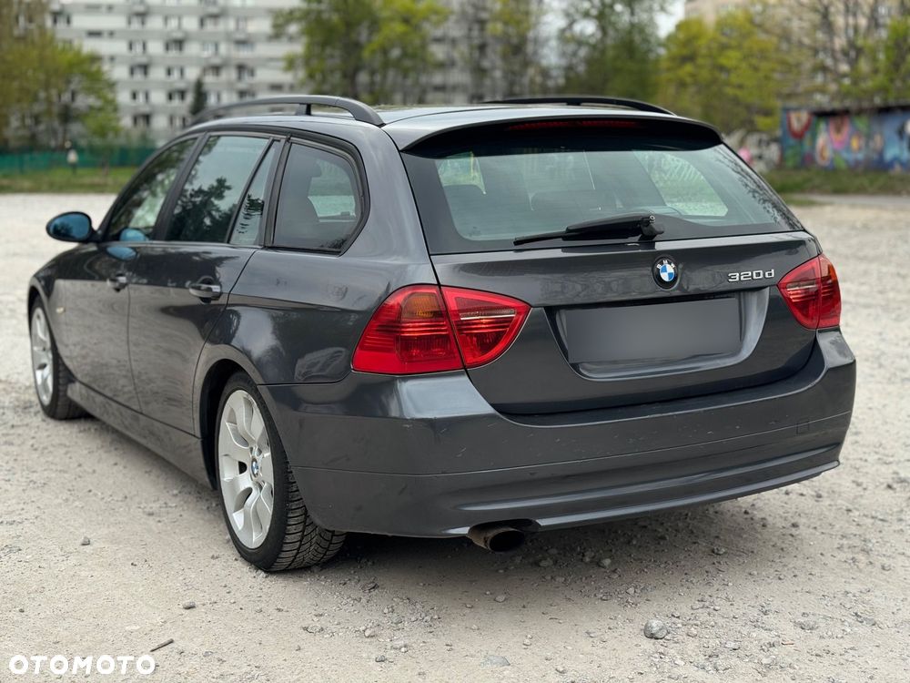 BMW Seria 3 320d - 5
