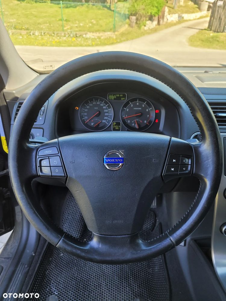 Volvo V50 T5 AWD Momentum - 9