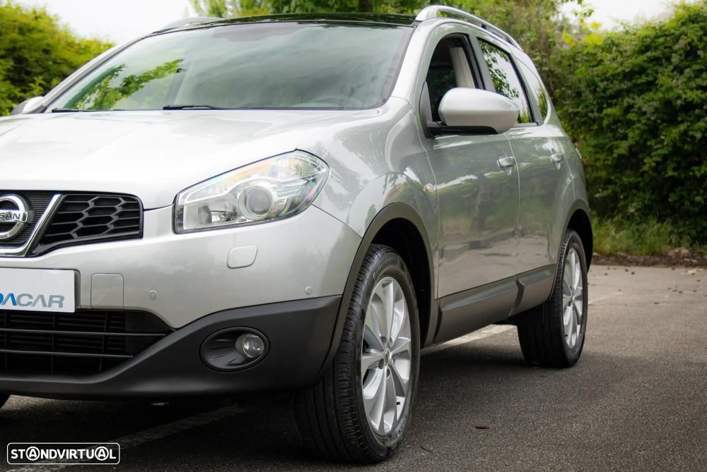 Nissan Qashqai +2 - 28