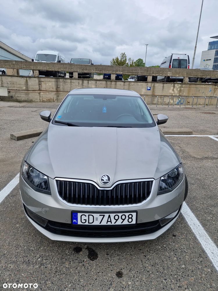 Skoda Octavia 1.8 TSI Ambition DSG - 4