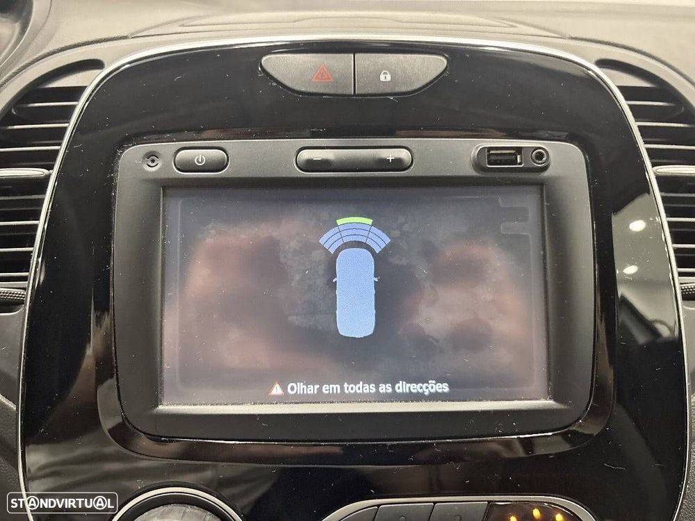 Renault Captur 0.9 TCE Exclusive - 17