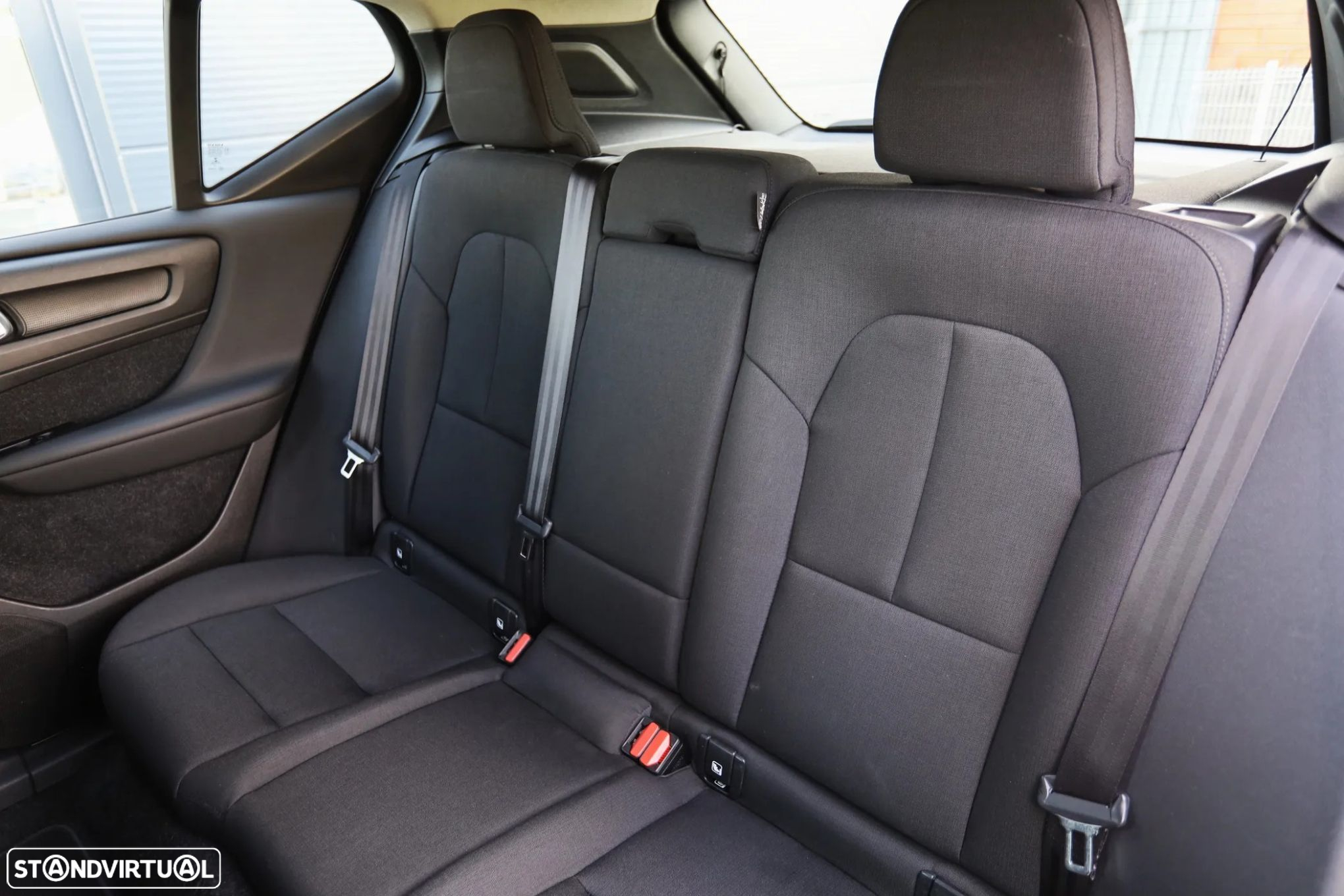 Volvo XC 40 1.5 T3 Momentum Plus - 20