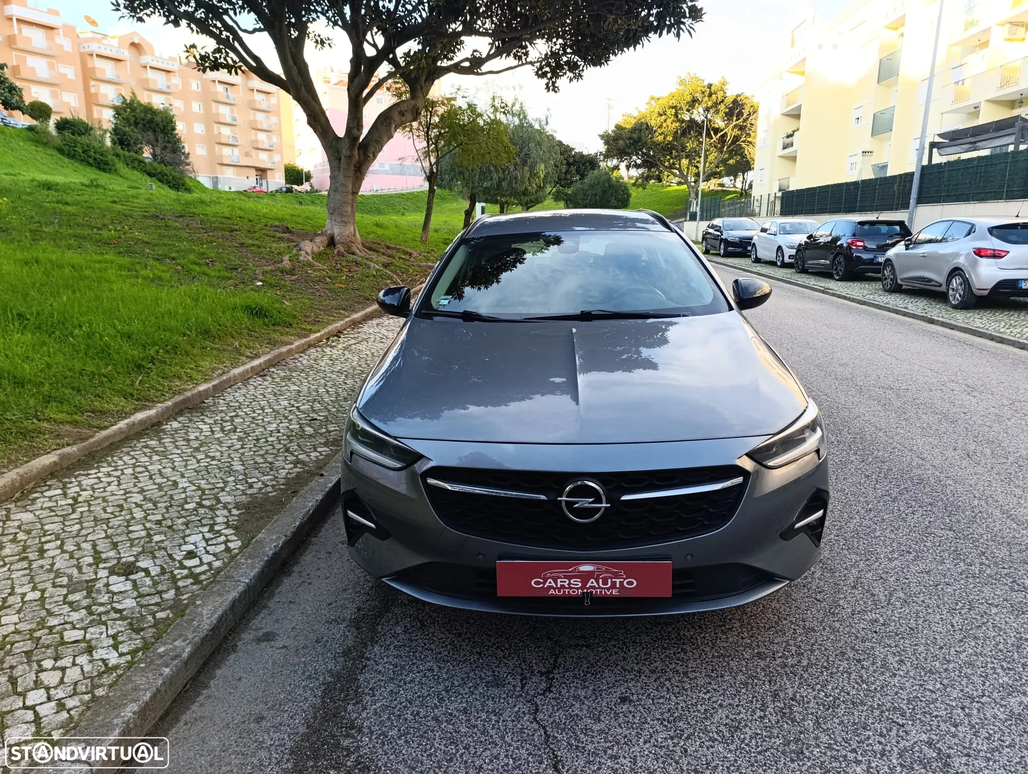 Opel Insignia Sports Tourer 1.5 D Business Edition - 4