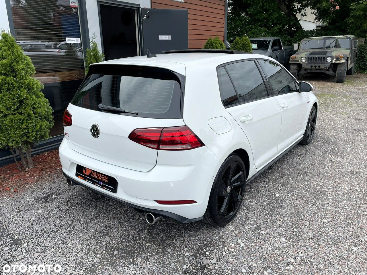 Volkswagen Golf GTI 2.0 TSI OPF DSG Performance - 4