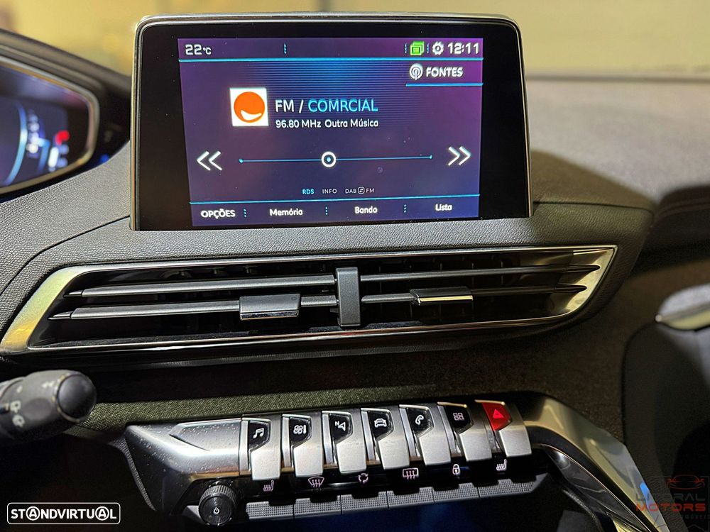 Peugeot 3008 1.2 PureTech GT Line EAT8 - 29