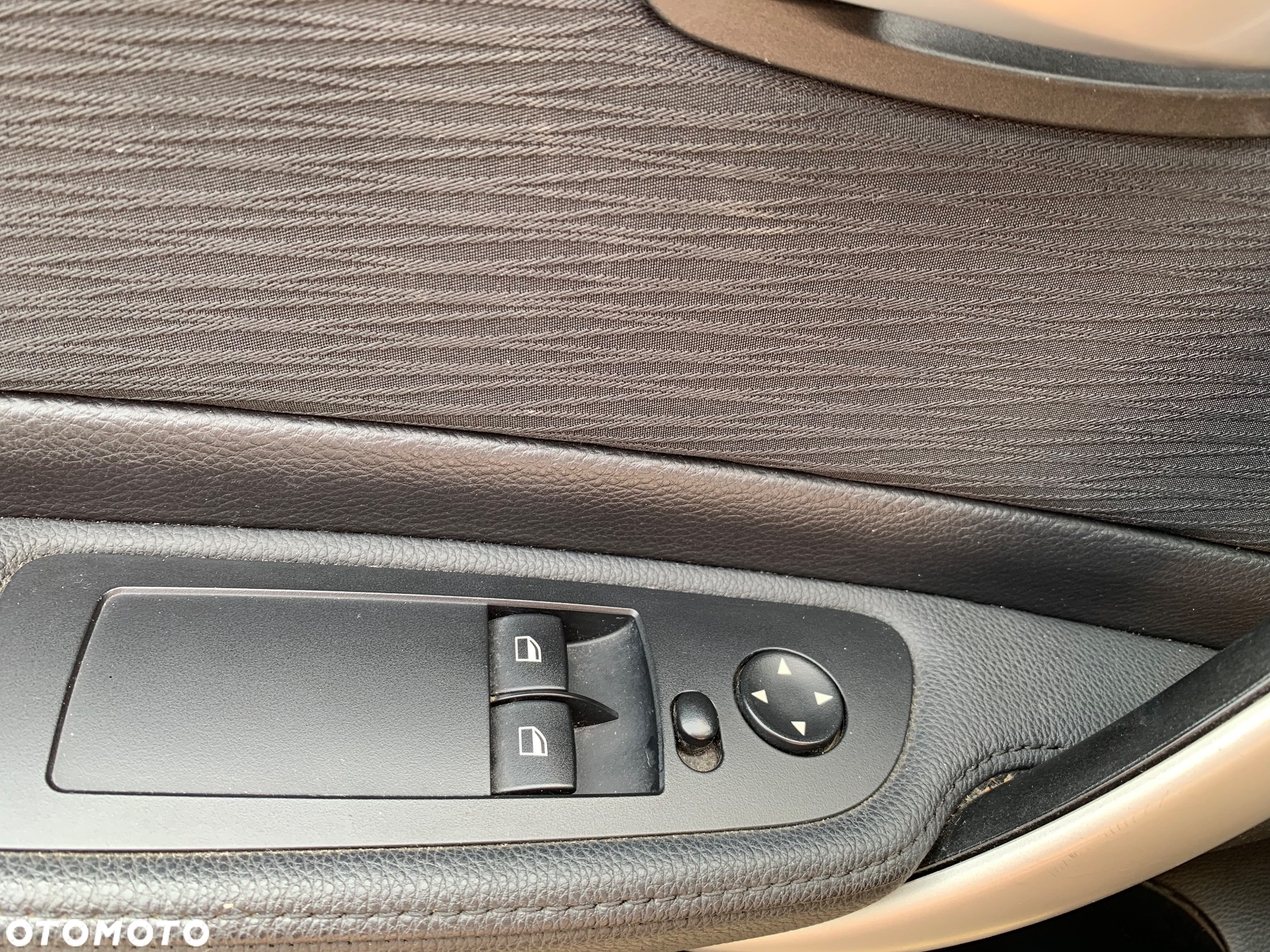 BMW Seria 1 116i - 22