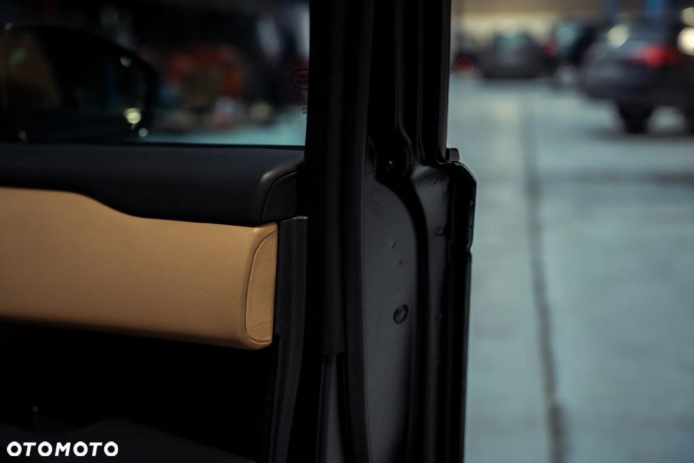 Land Rover Range Rover Velar - 11