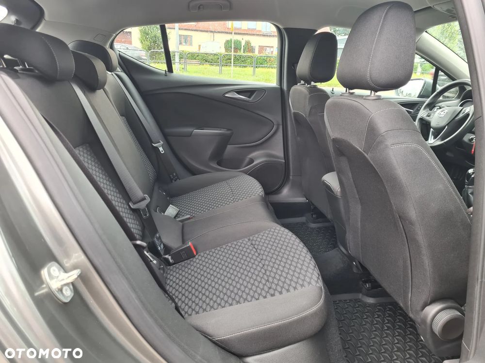Opel Astra 1.4 T Dynamic S&S - 19
